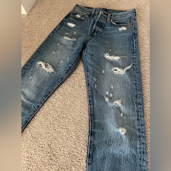 Levi’s Wedgie Icon Fit Jeans – “Partner in Crime” | Size 25 - Picture 8 of 15